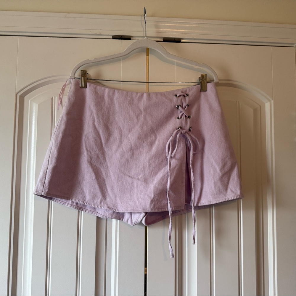 Altar'd State Lilac Lace-Up Women's Skort